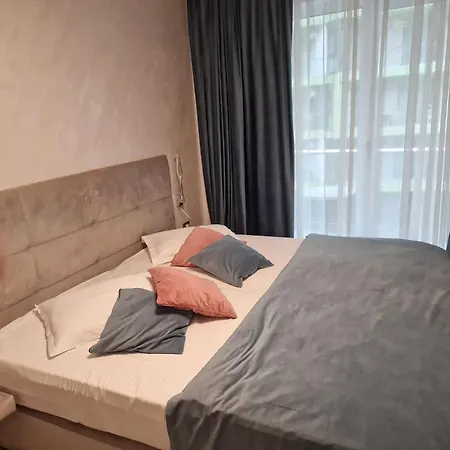 Eva Apartmán *